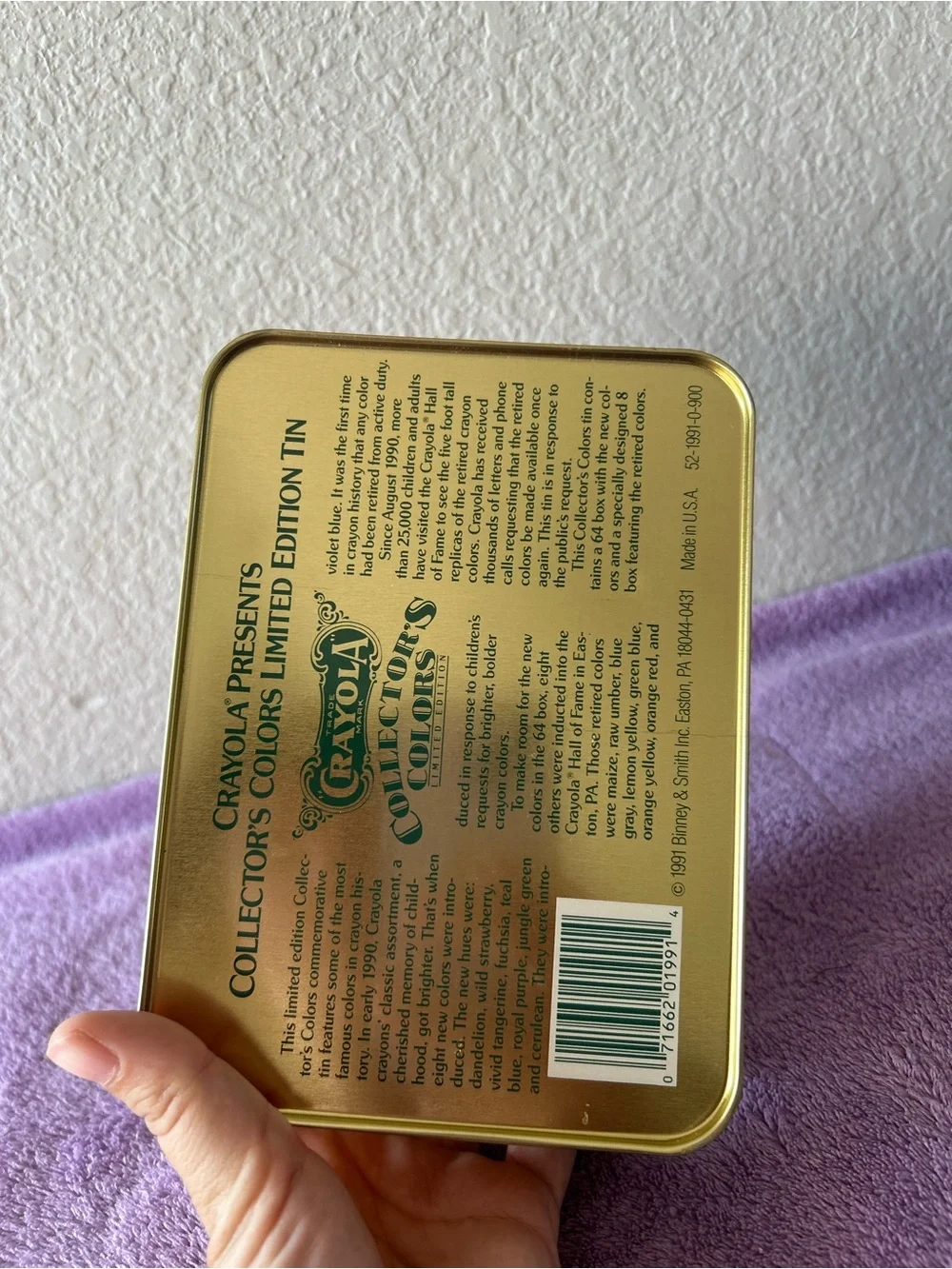 Vintage 1991 Crayola Collectors Colors Limited Edition Tin Crayon Box